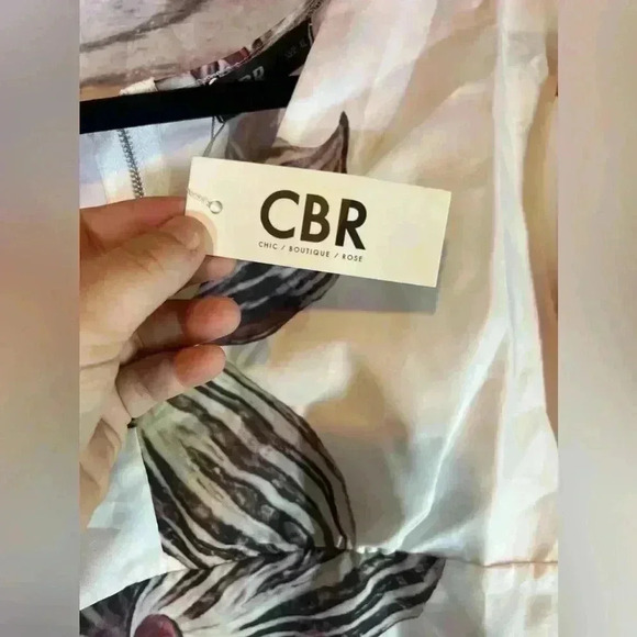 CBR long sleeve vneck blouse - Picture 2 of 5